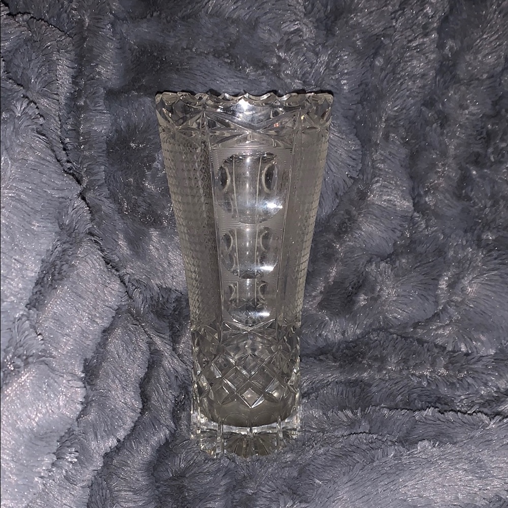 Elegant Crystal Cut Glass Vase